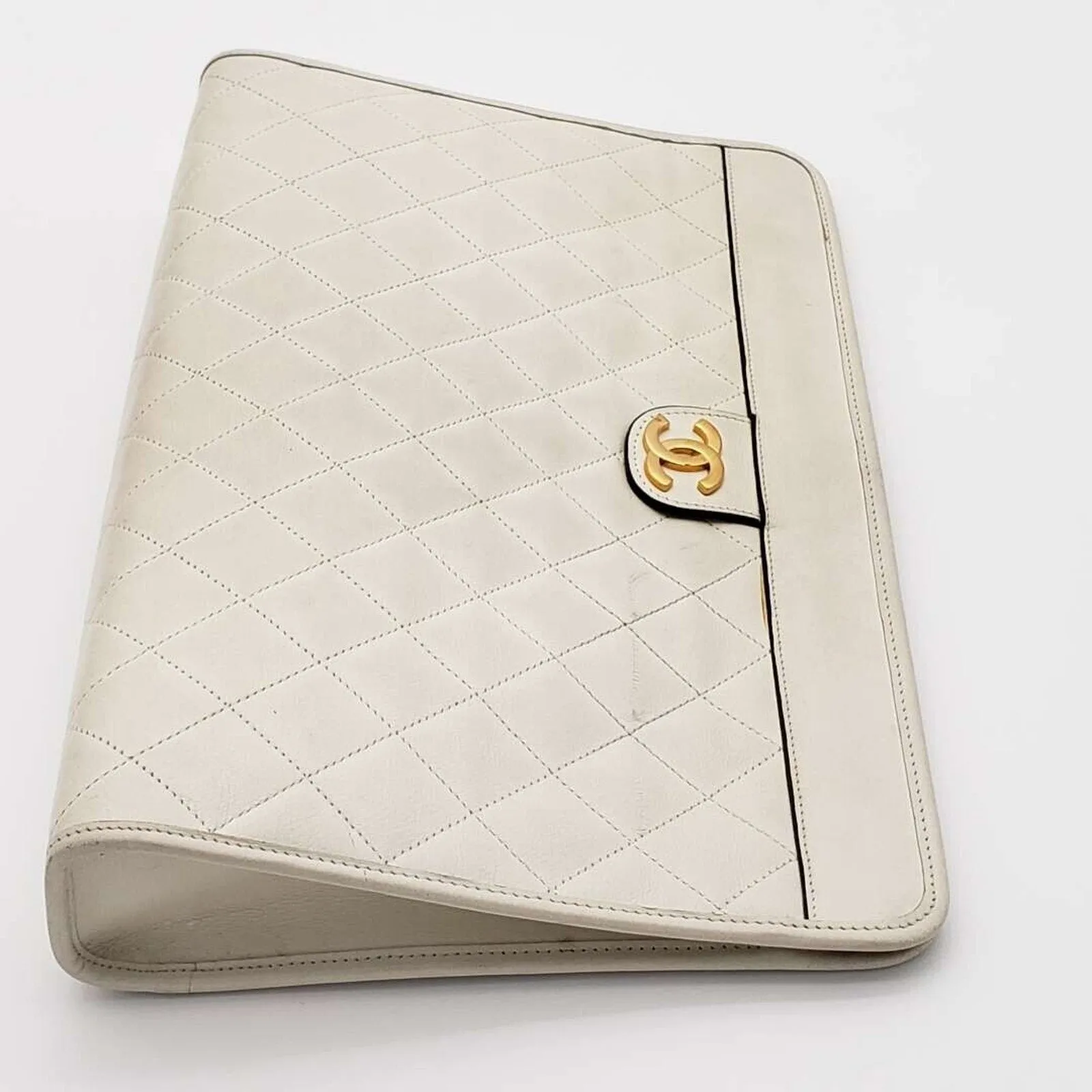 100% Authentic CHANEL Classic Leather Clutch Bag 500-101424