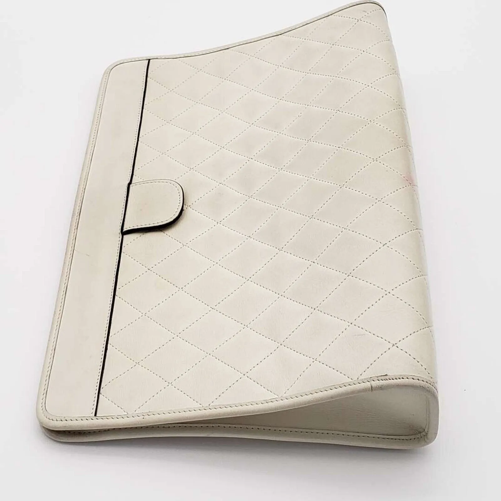 100% Authentic CHANEL Classic Leather Clutch Bag 500-101424