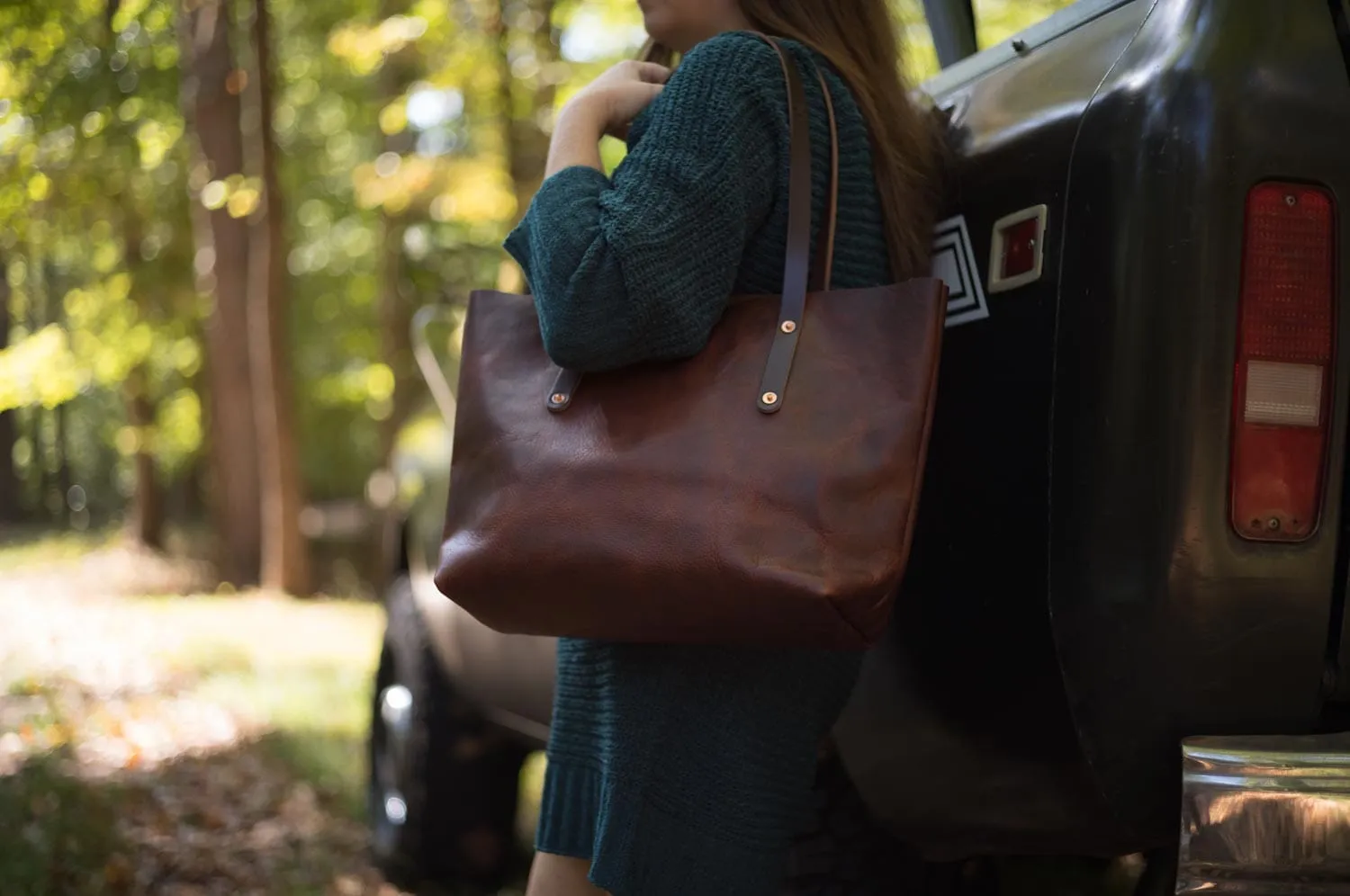 AVERY LEATHER TOTE BAG - MEDIUM - WHISKY BISON