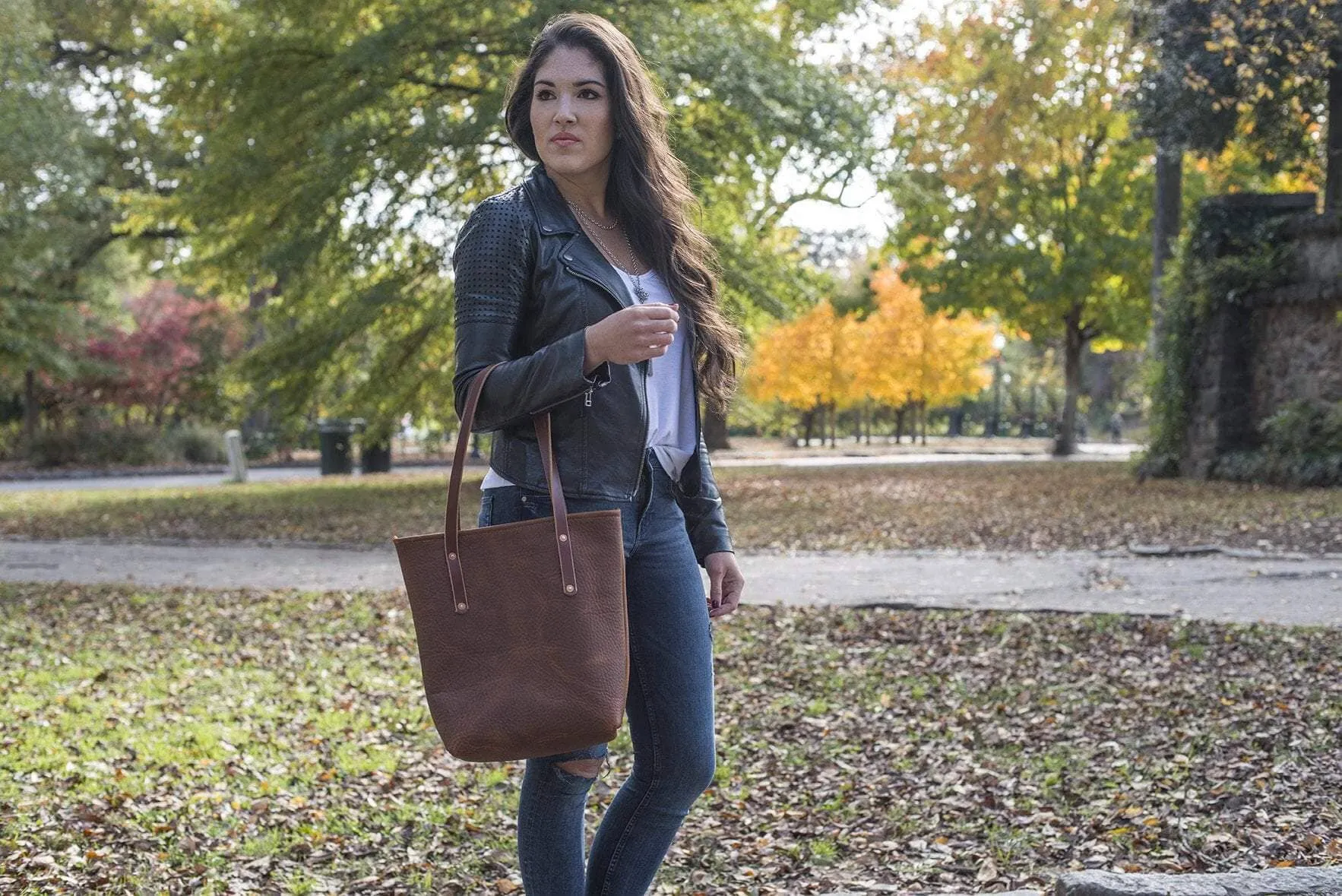 AVERY LEATHER TOTE BAG - SLIM MEDIUM - CARAMEL