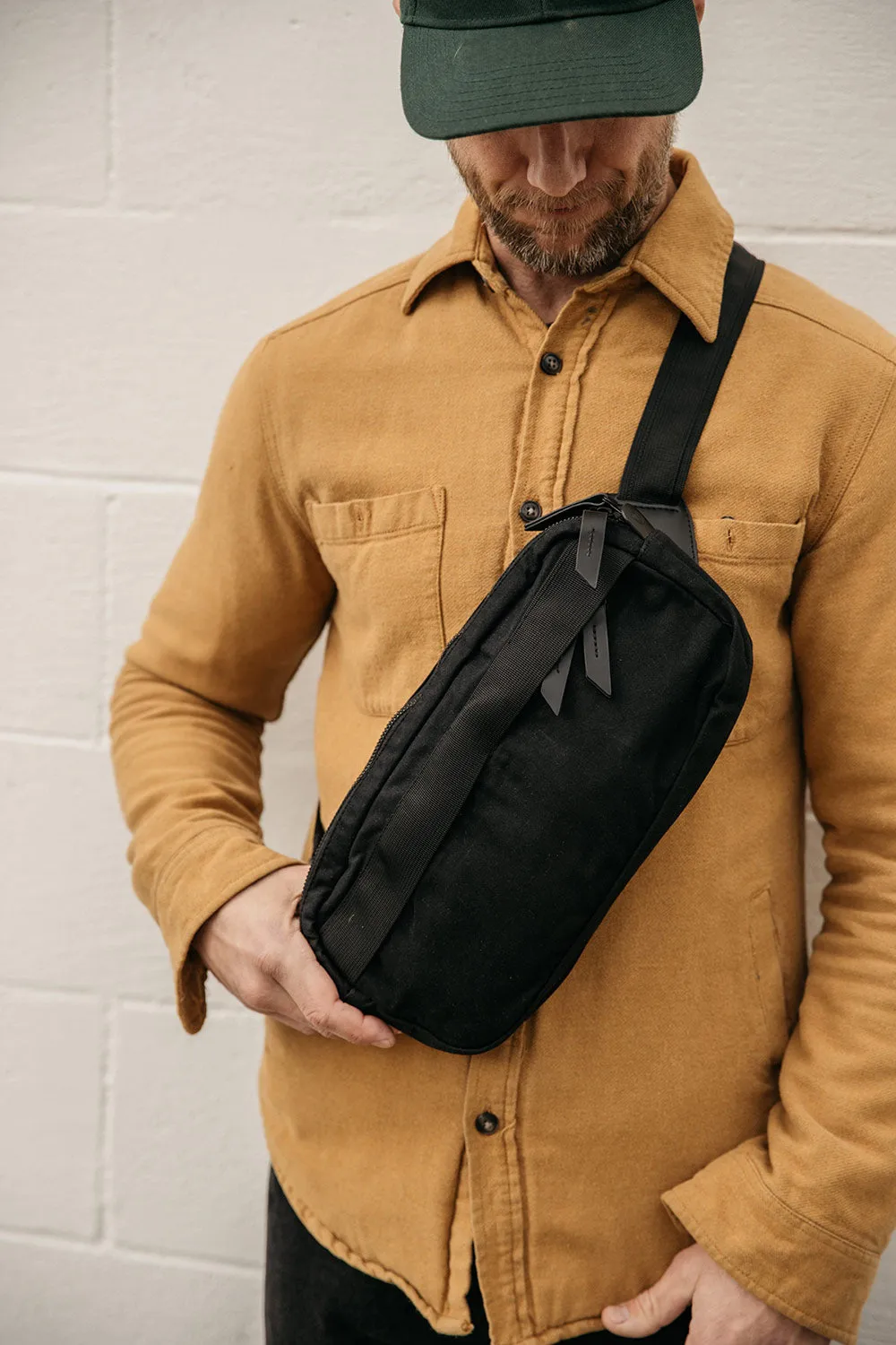 Canyon Crossbody Pack - Onyx (Waxed Canvas)