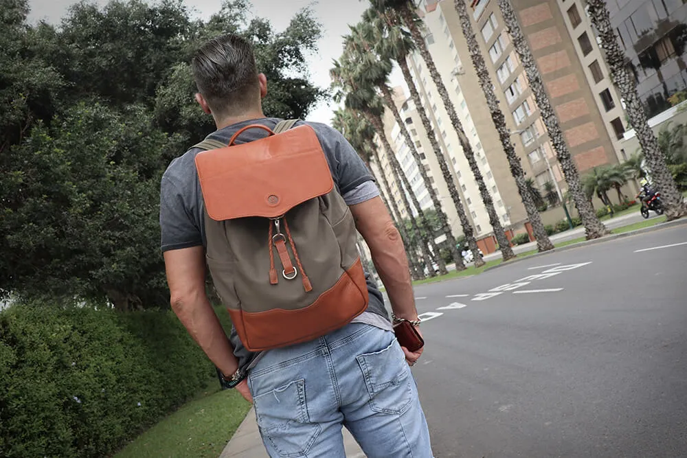 City Hunter – Canvas and Leather Backpack