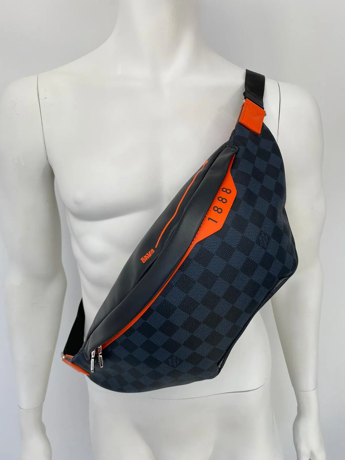 Discovery Bumbag Damier Cobalt Race