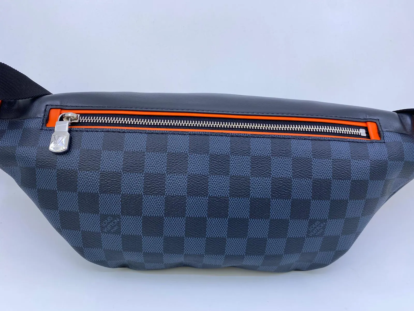 Discovery Bumbag Damier Cobalt Race
