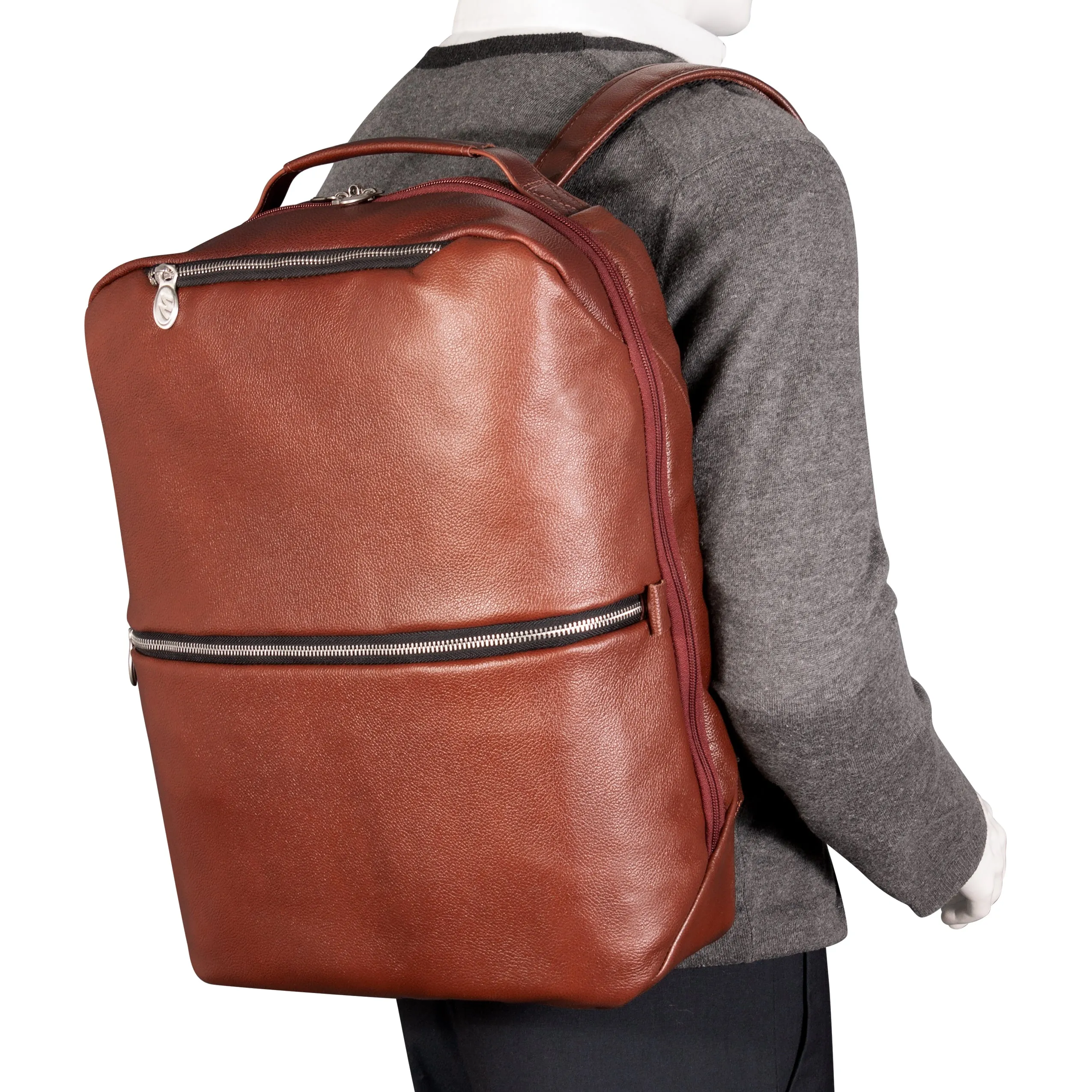 EAST SIDE | 17” Leather 2-In-1 Laptop Cross-Body & Backpack