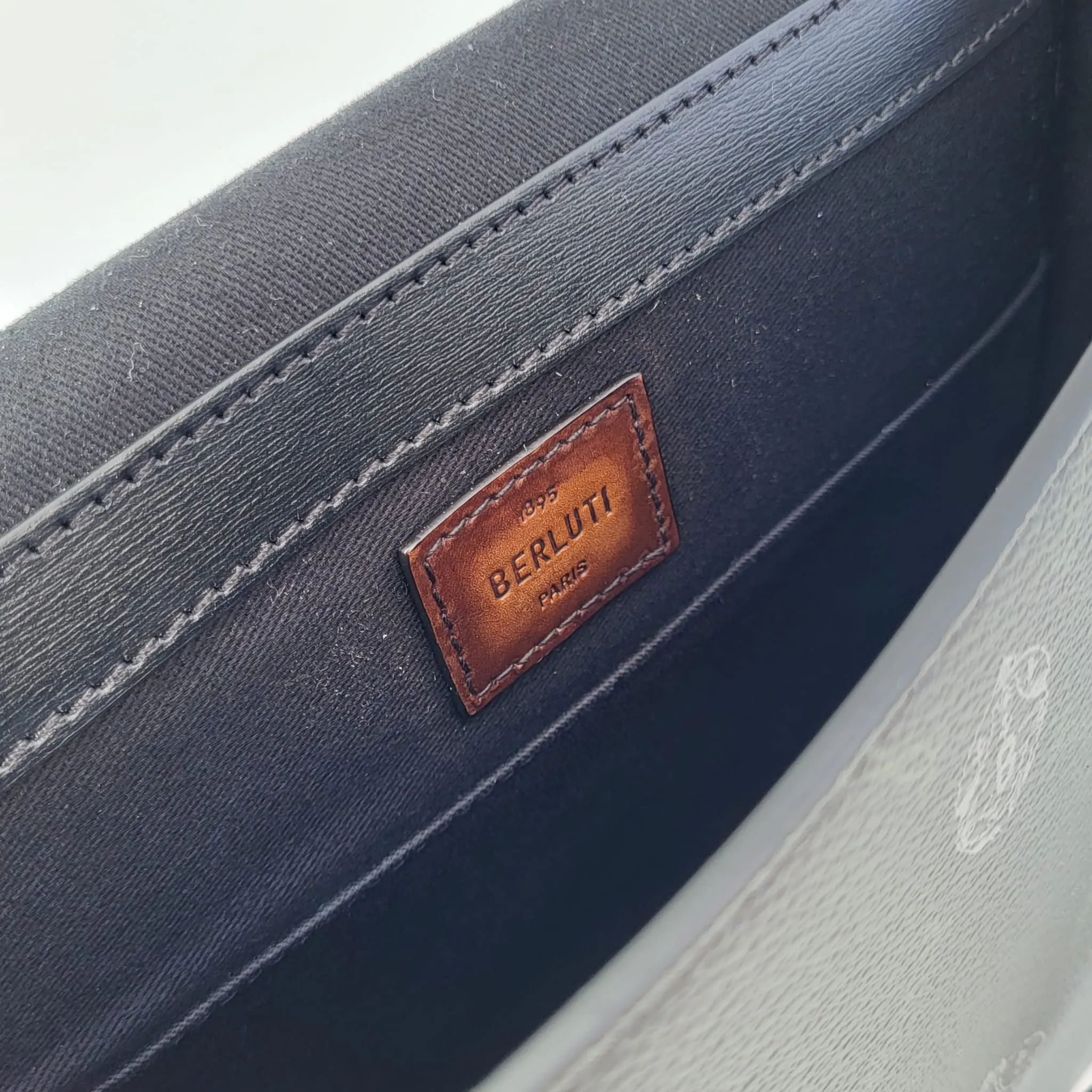 Flaneur PM Messenger Bag