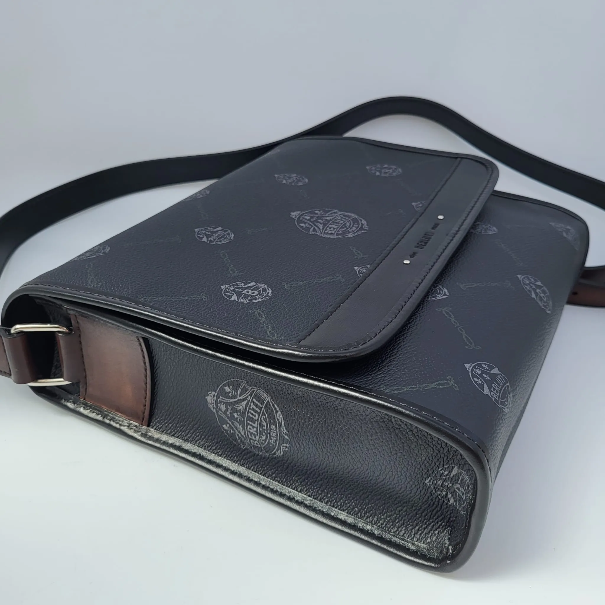 Flaneur PM Messenger Bag