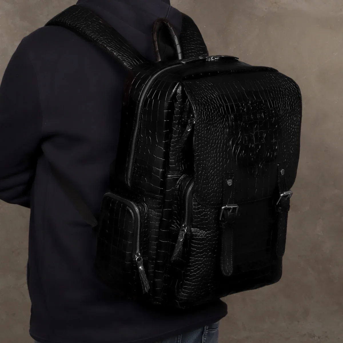Flap Over Black Backpack in Deep Cut Leather