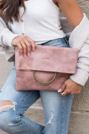 Fold-over O  Clutch