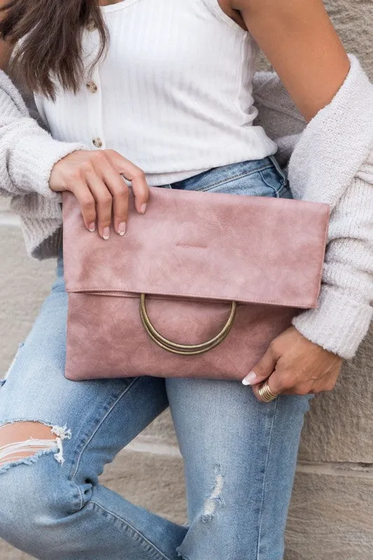 Fold-over O  Clutch
