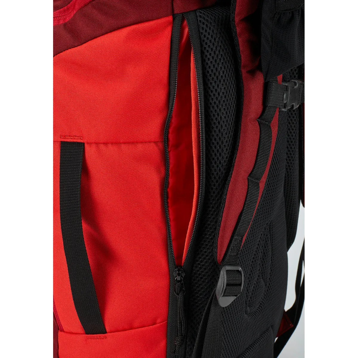 Hauler 25L Backpack