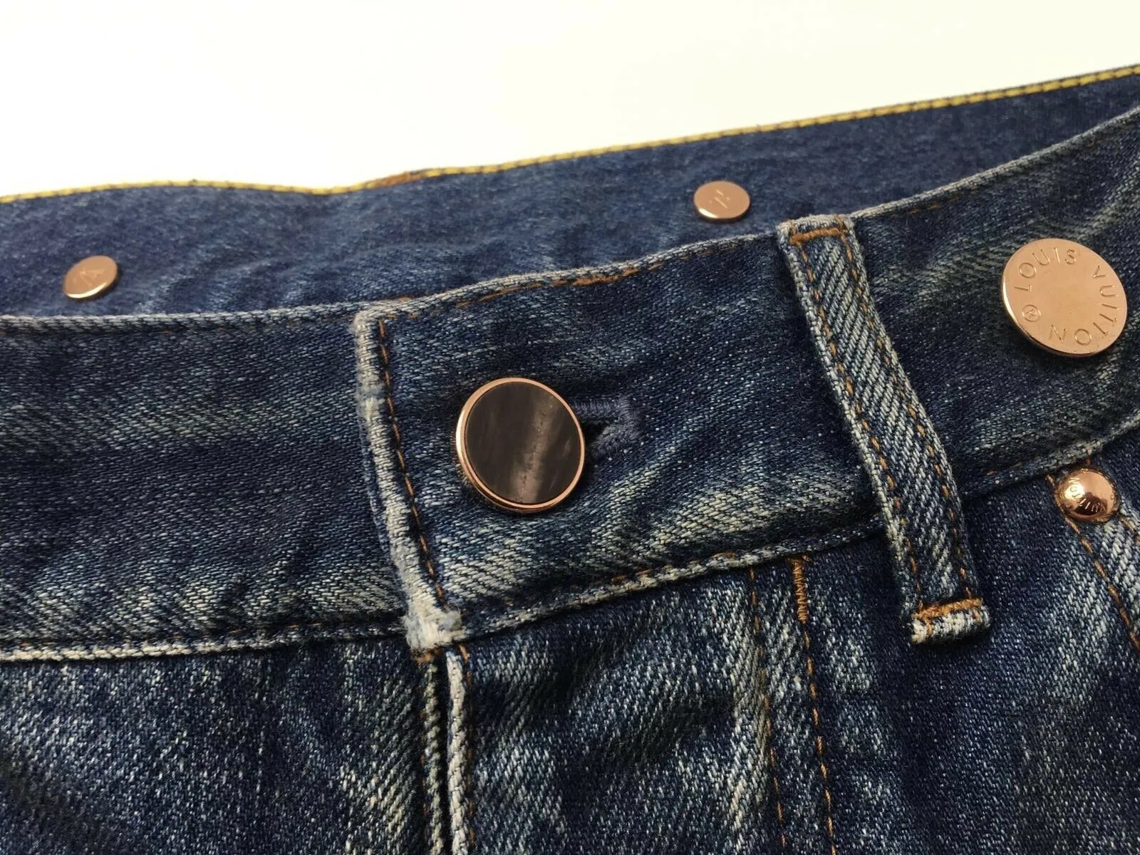 Heritage Washed Jeans