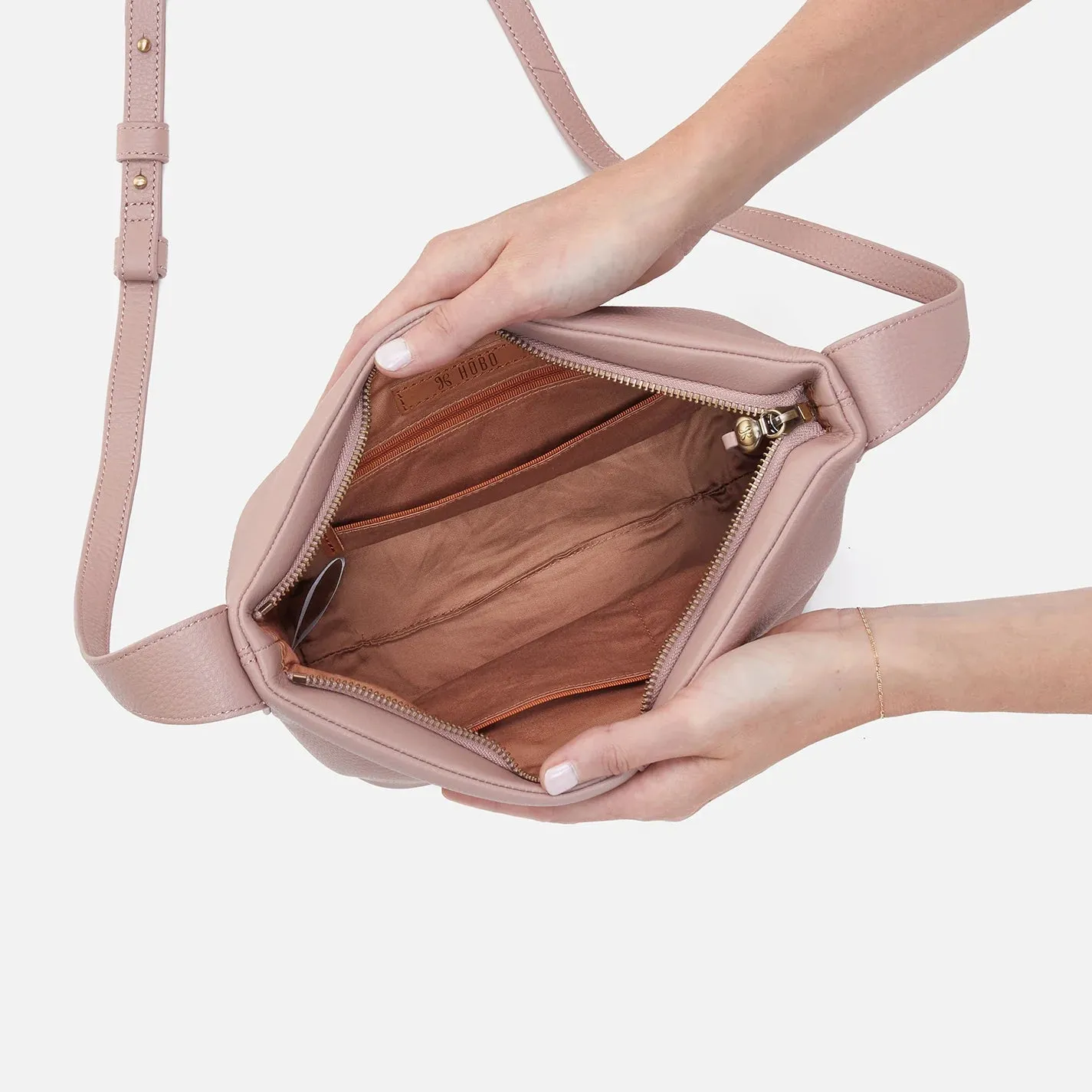 Hobo Colette Crossbody