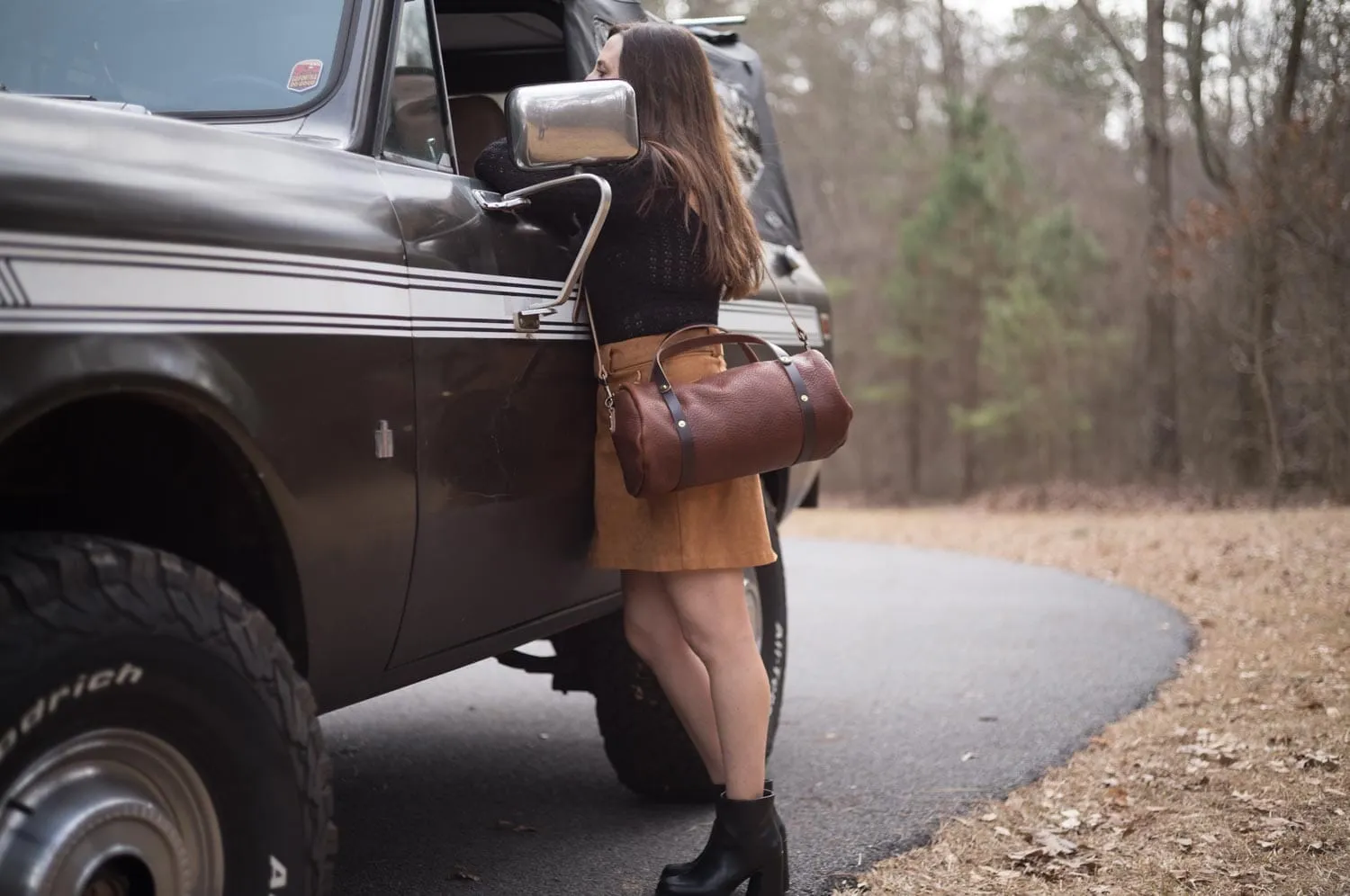 JANE LEATHER CROSSBODY - LARGE - INDIGO BISON