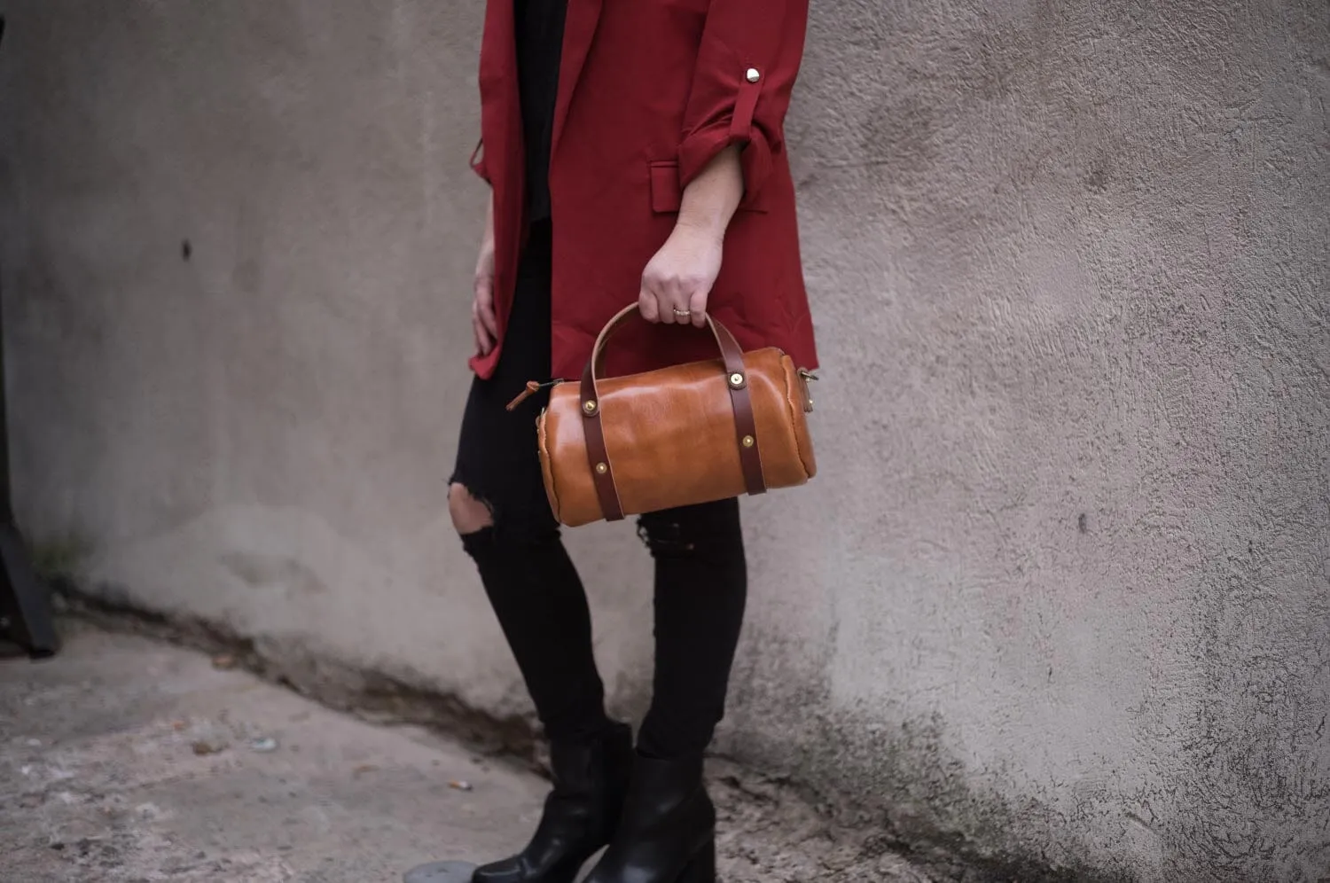 JANE LEATHER CROSSBODY - SMALL - CARAMEL