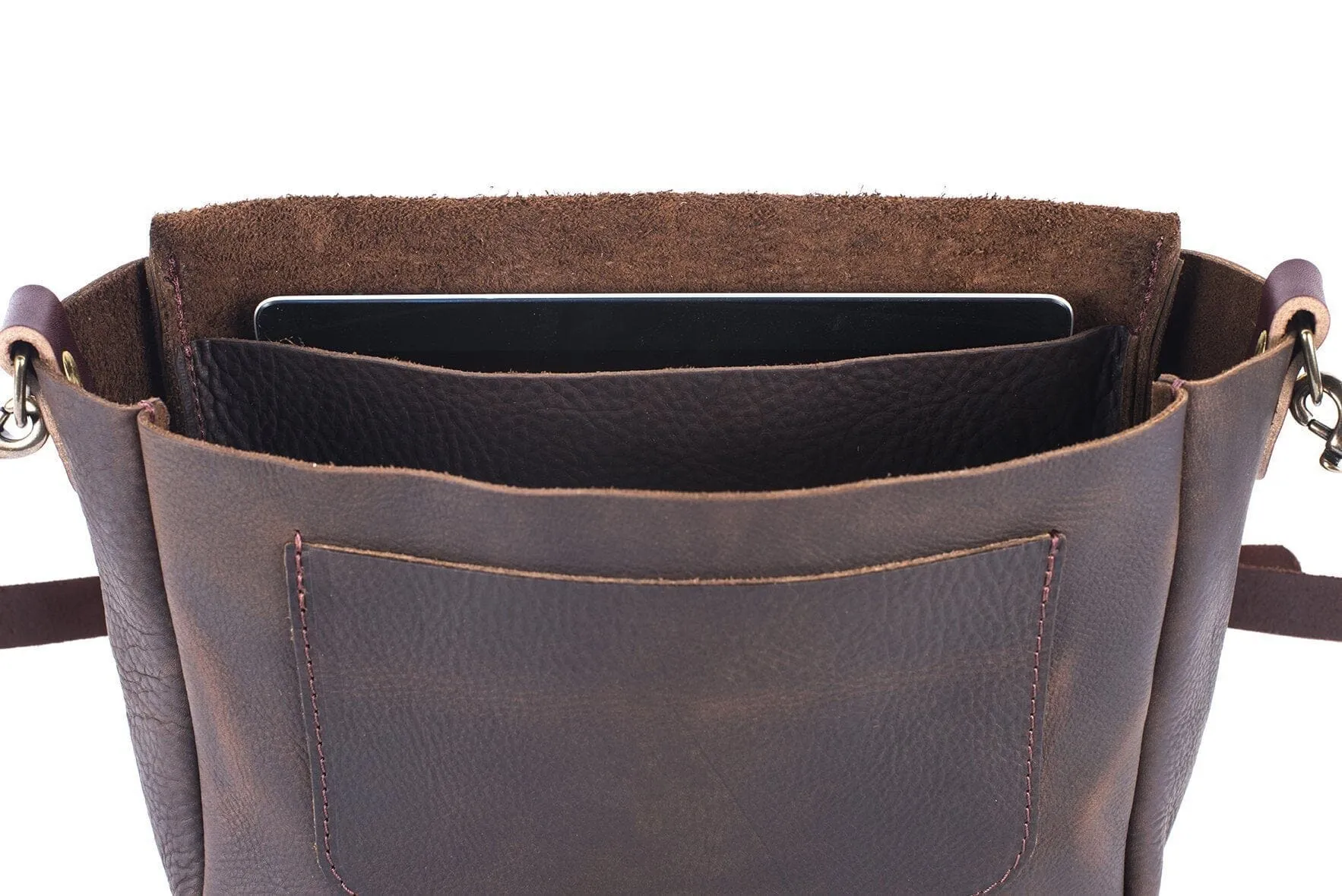 KINDLE LEATHER SATCHEL - CHERRY BISON