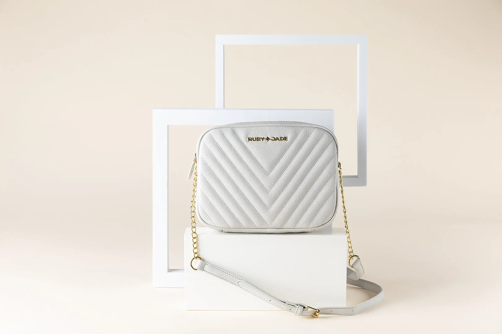 Leigh - (Vegan) Stone & Gold