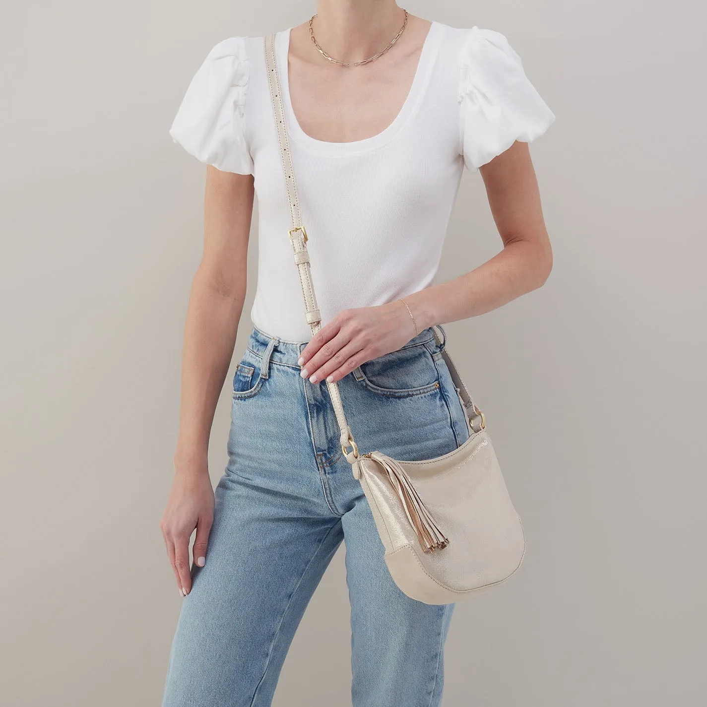 Lexi Crossbody In Metallic Leather - Sand Shimmer