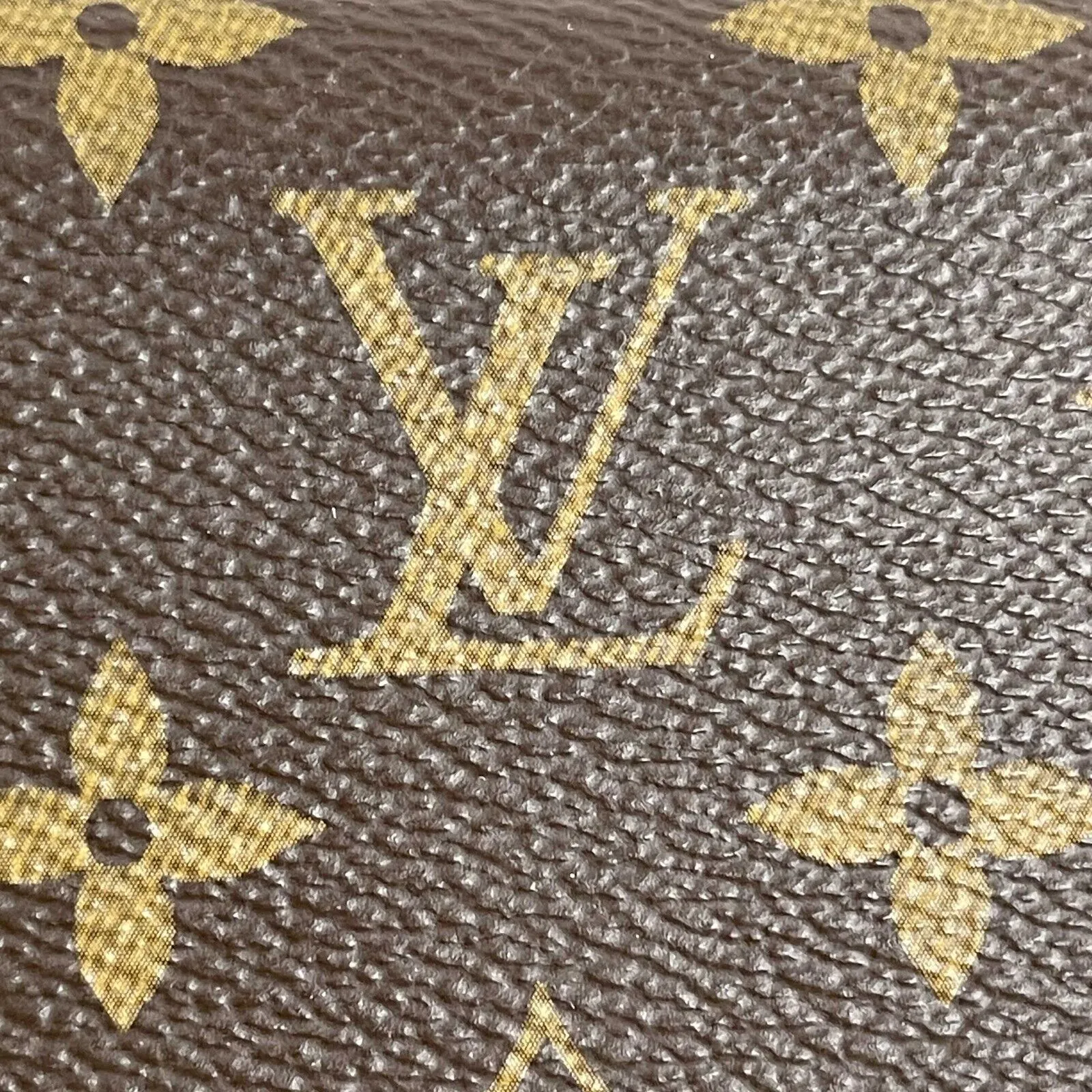 Louis Vuitton Emilie Wallet Fuchsia