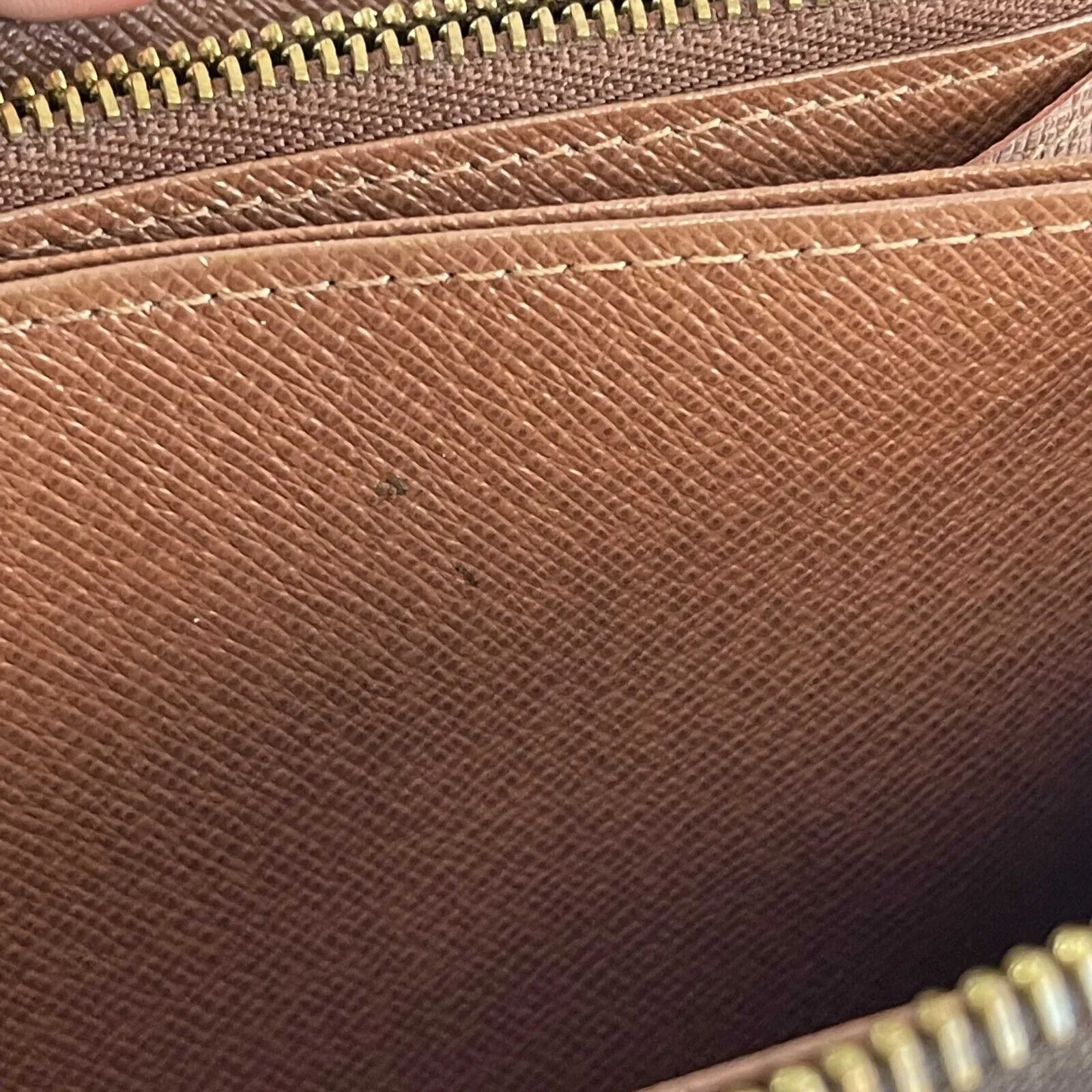 Louis Vuitton - LV Monogram Rose Steven Sprouse Zippy Brown Canvas Wallet