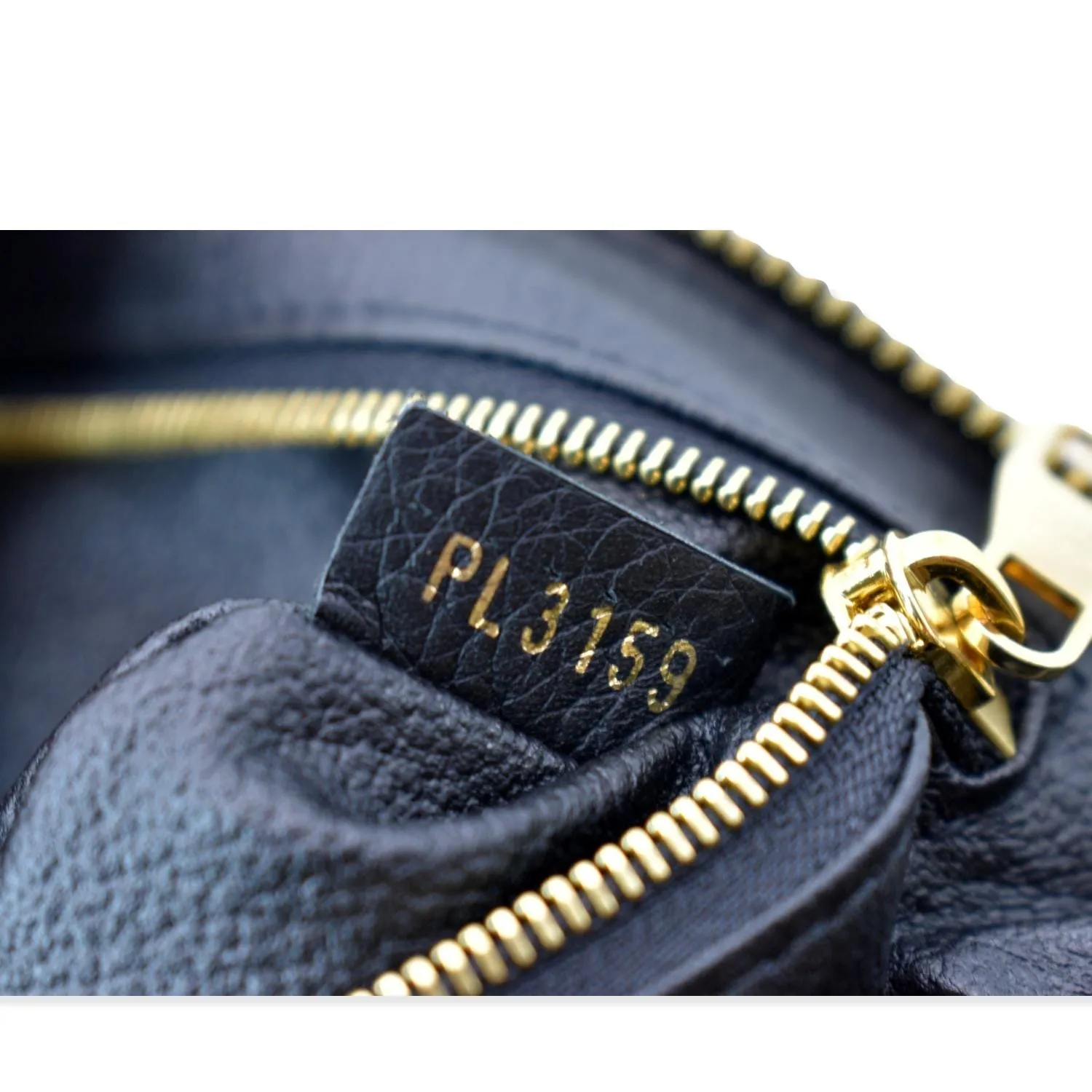 LOUIS VUITTON Pallas Beauty Case Monogram Canvas Pouch Noir