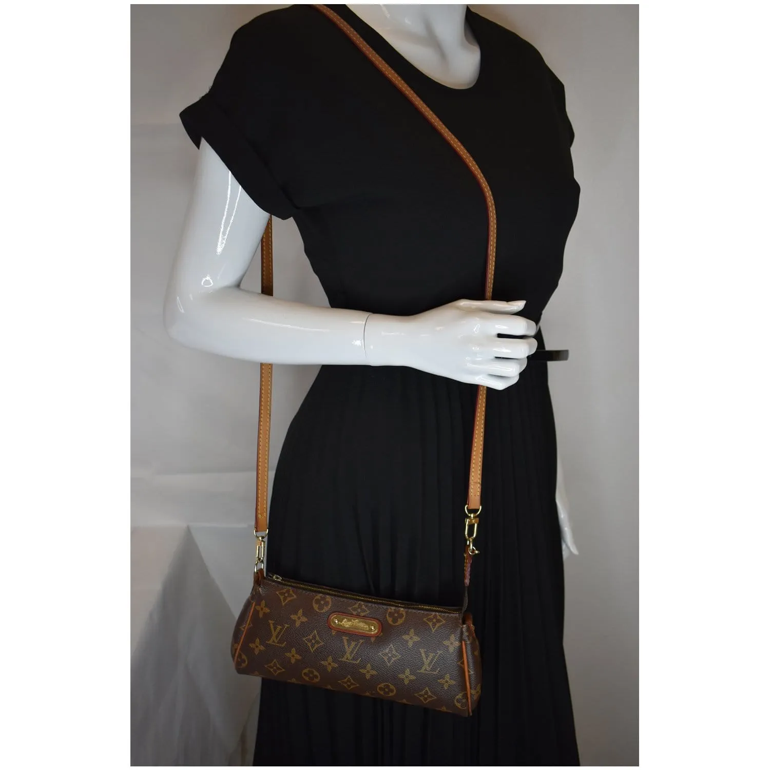 LOUIS VUITTON Pochette Eva Monogram Canvas Crossbody Bag Brown