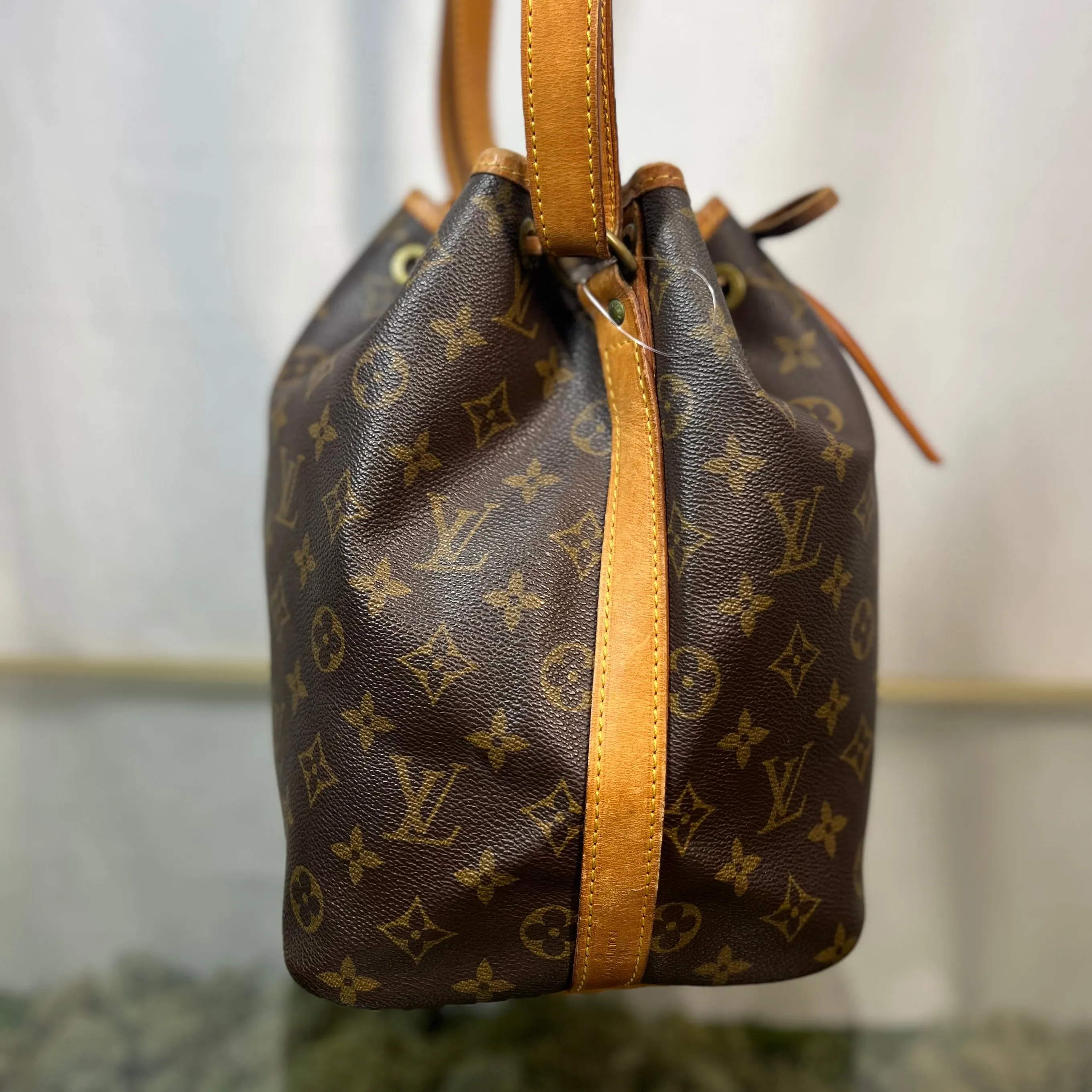 LOUIS VUITTON Vintage Noe Brown Monogram Canvas Bucket Bag