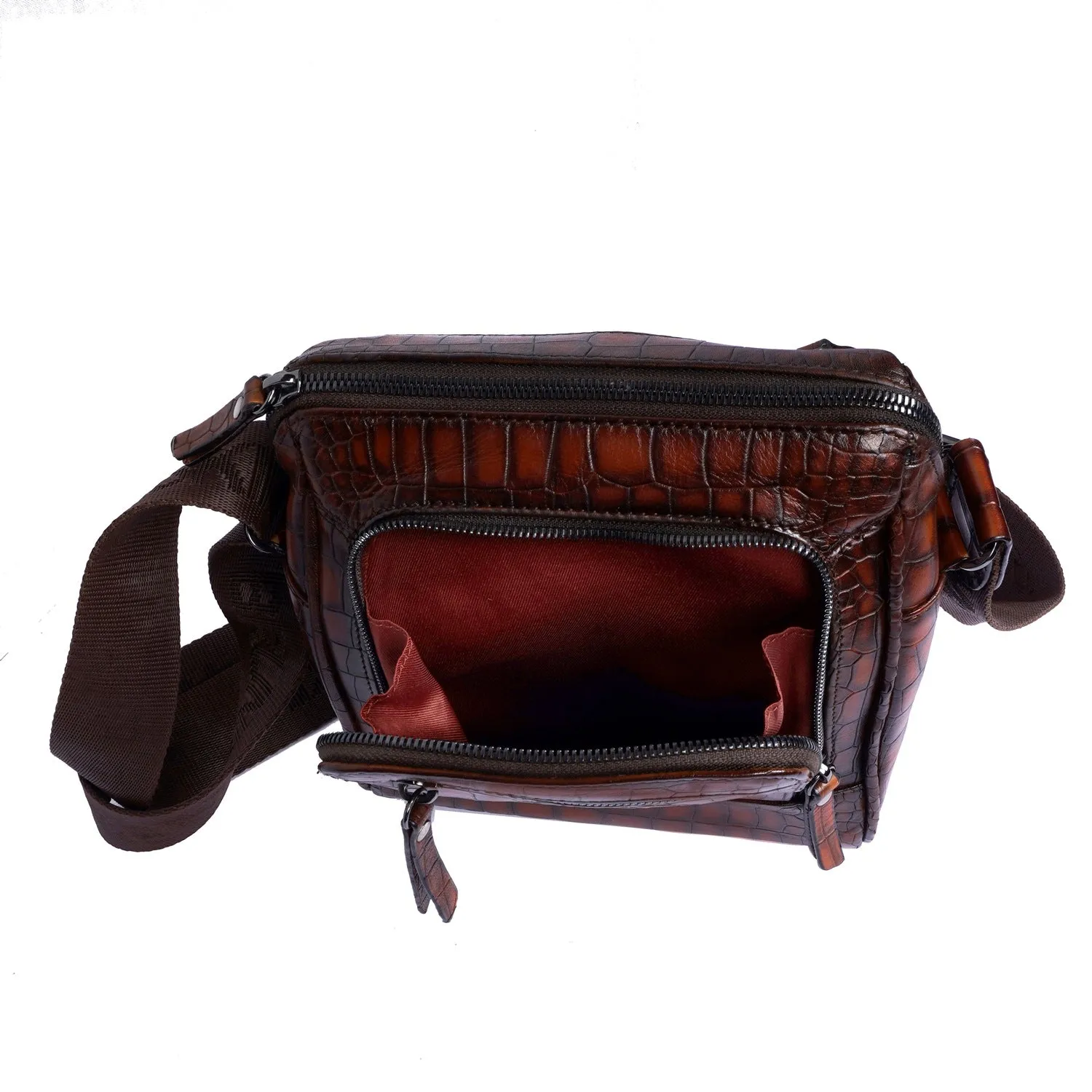 Medium Sized Smokey Finish Crossbody Bag in Cognac Leather