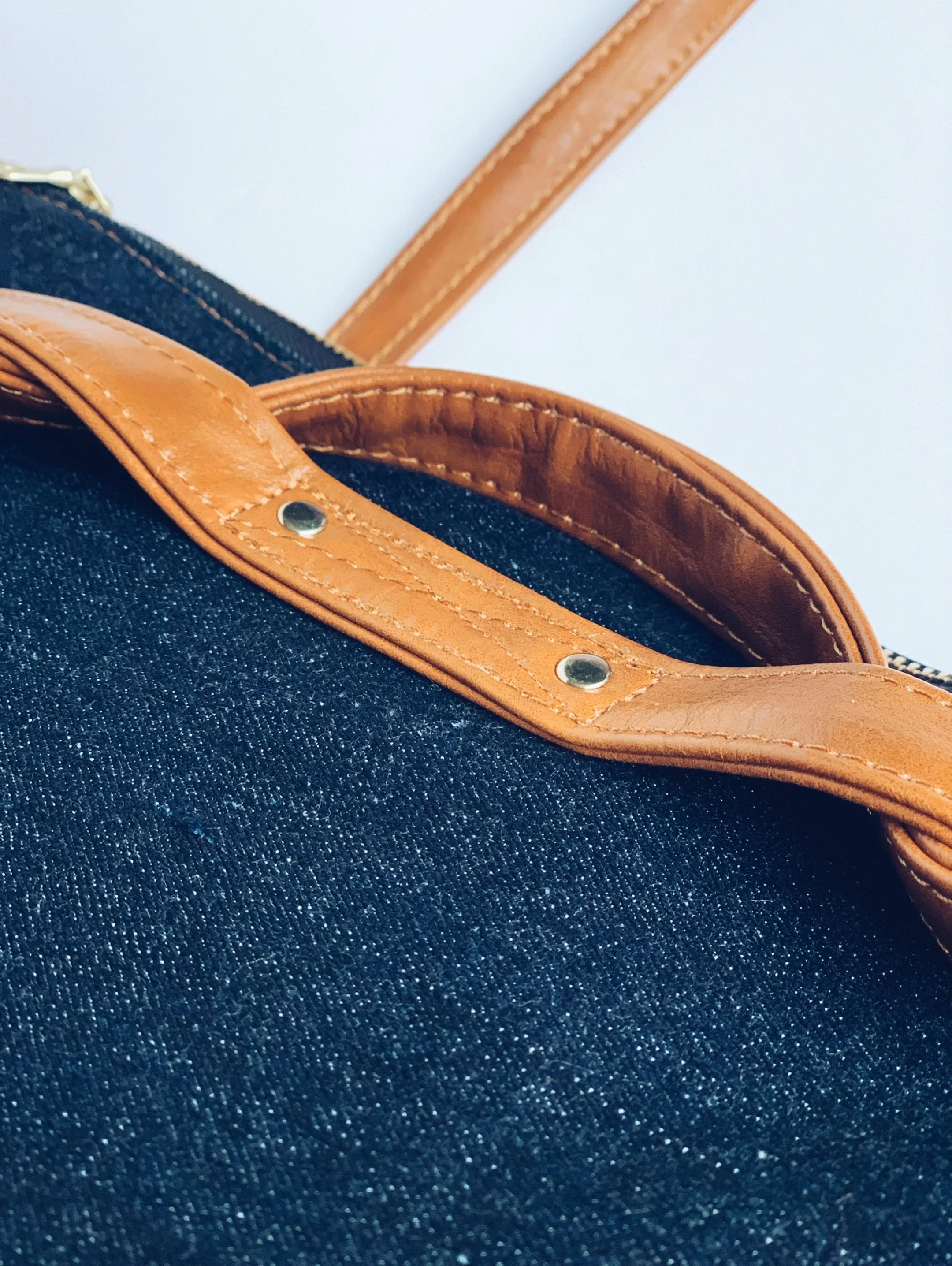 Modern Traveler Backpack | Cream   Cognac