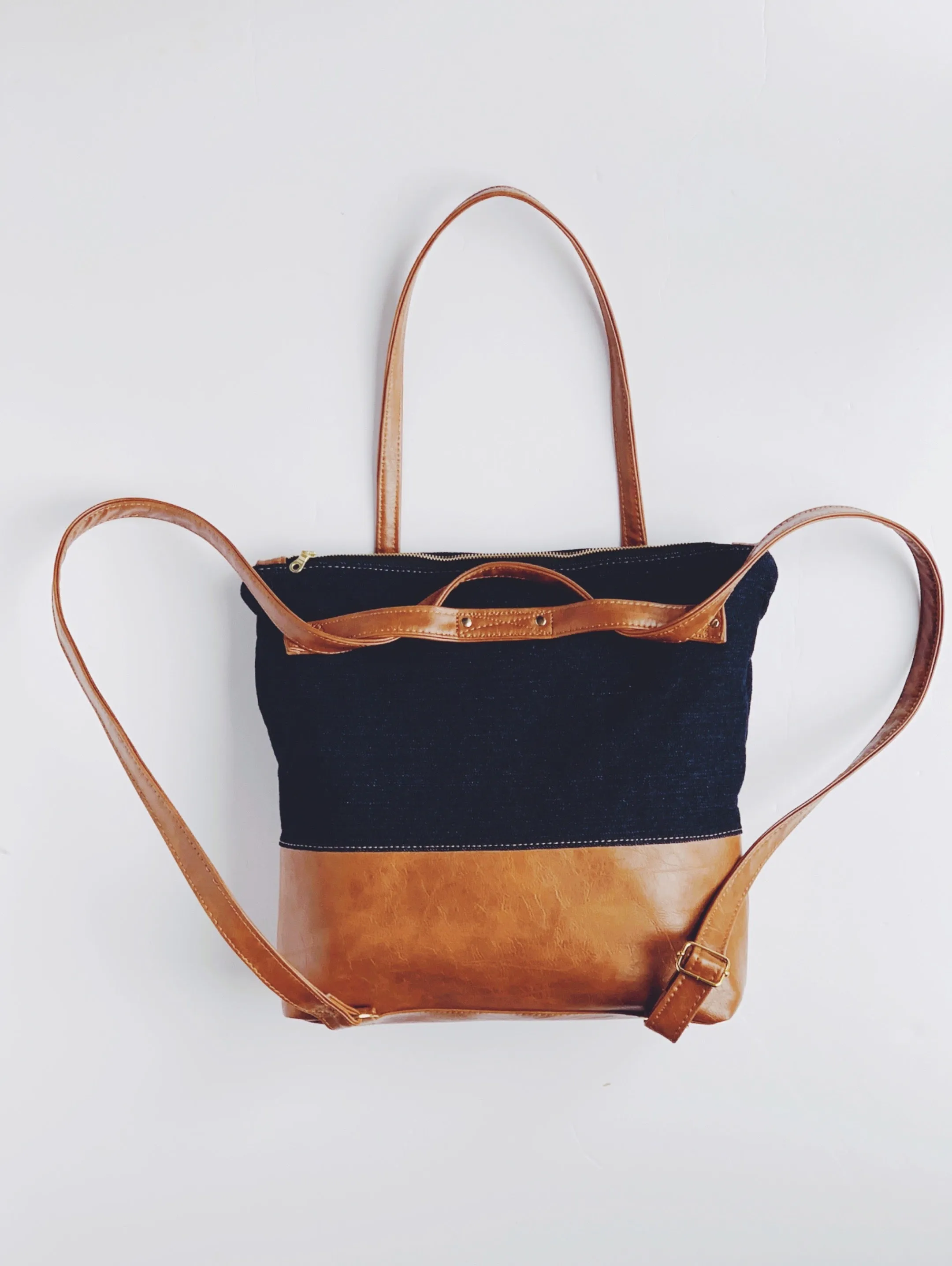 Modern Traveler Backpack | Cream   Cognac
