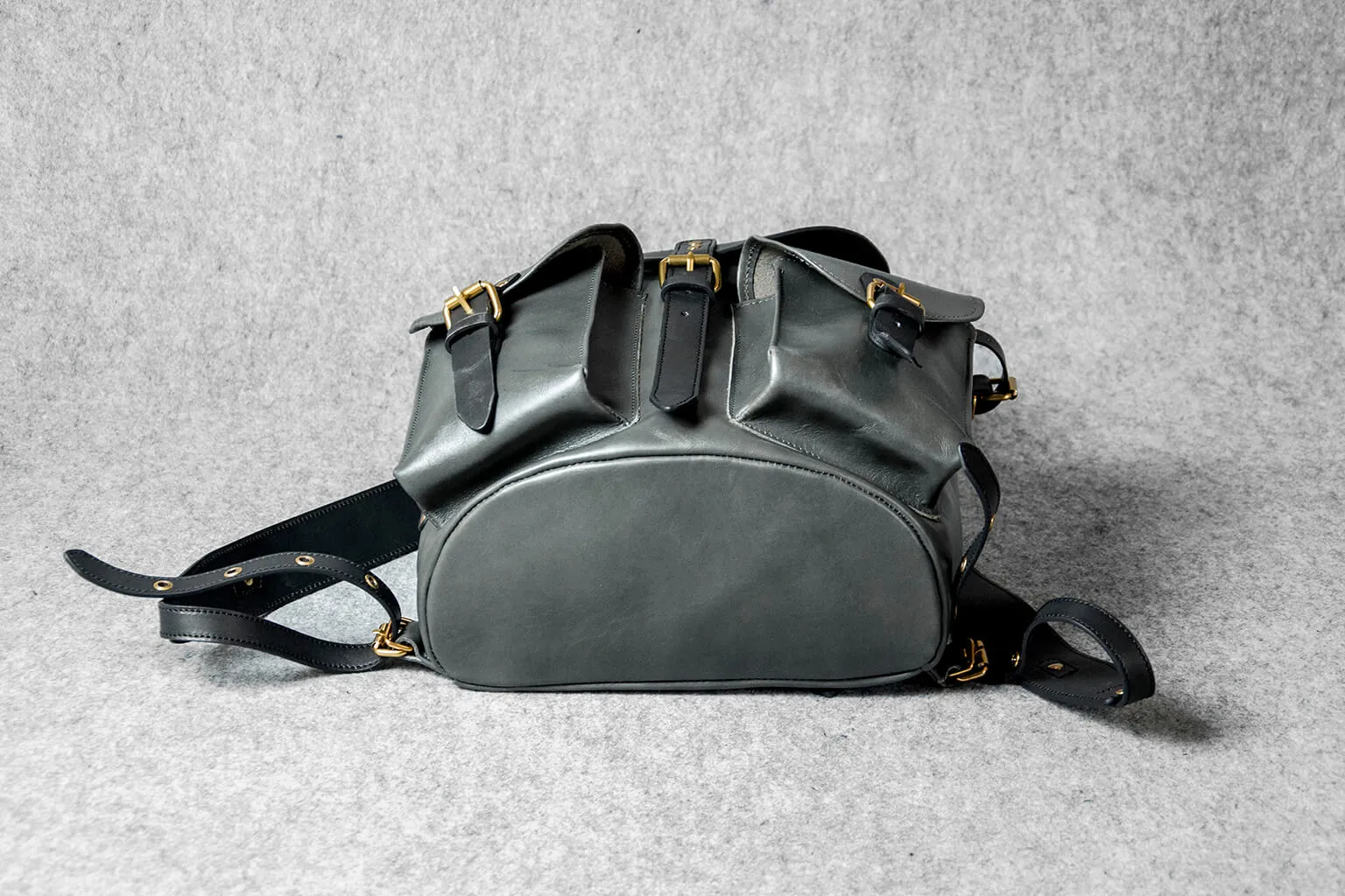 RETRO MOTORCYCLE BACKPACK MINI - black