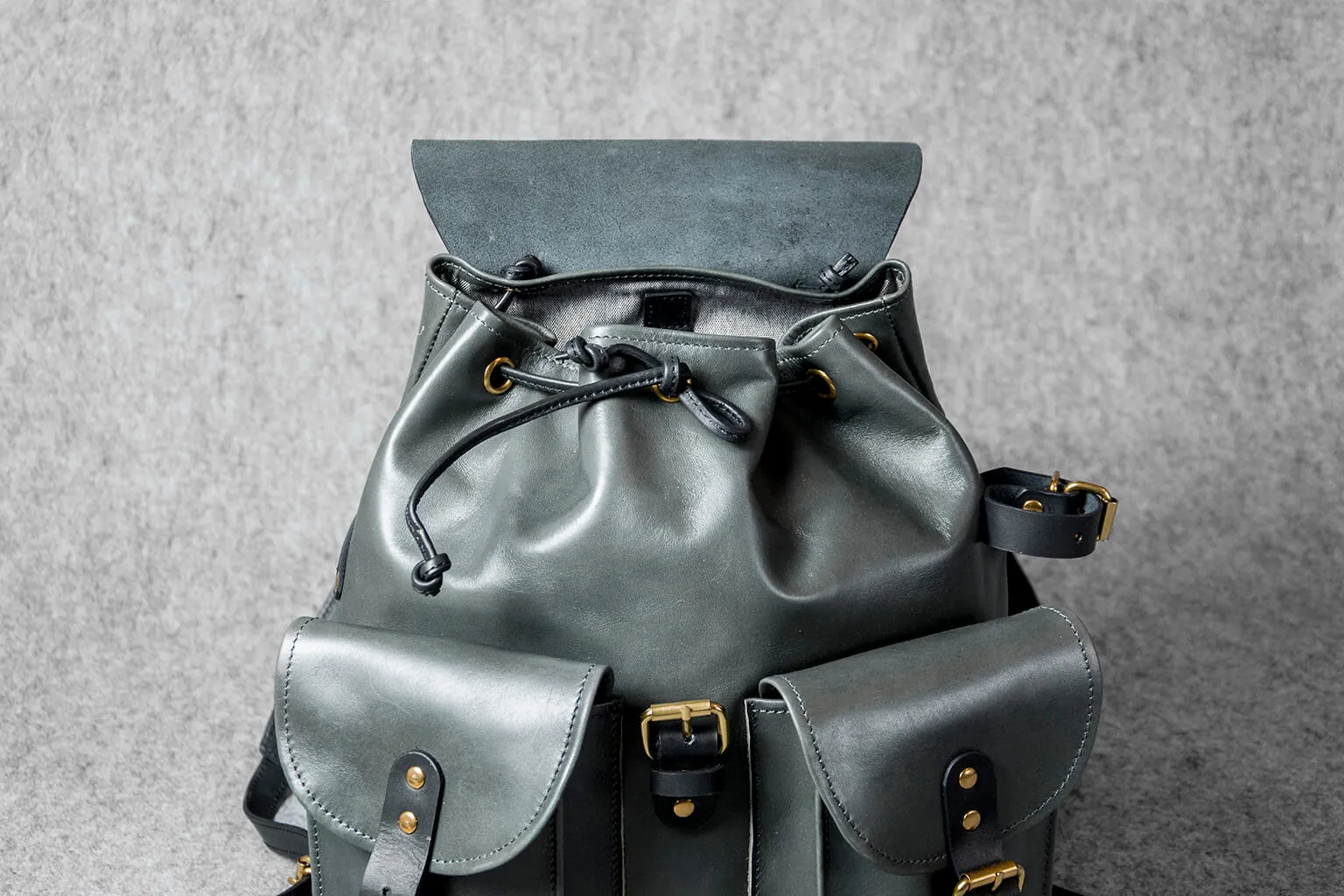 RETRO MOTORCYCLE BACKPACK MINI - black