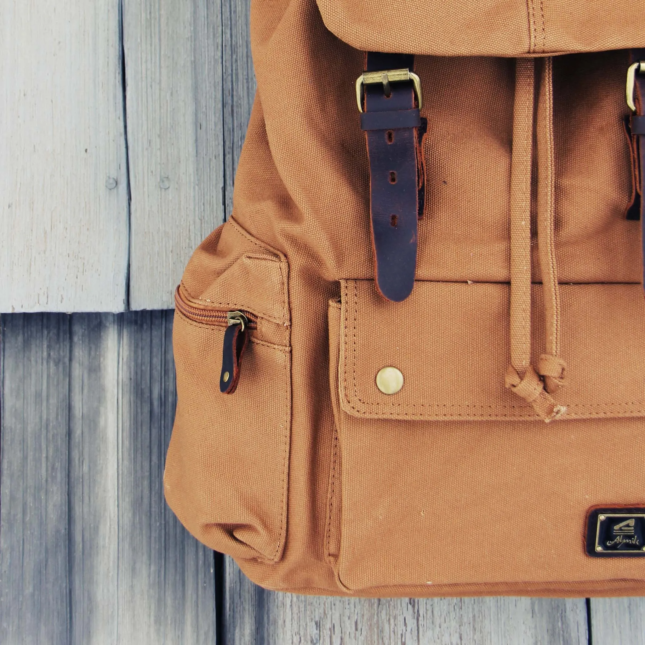 Shallow Creek Backpack in Tobacco