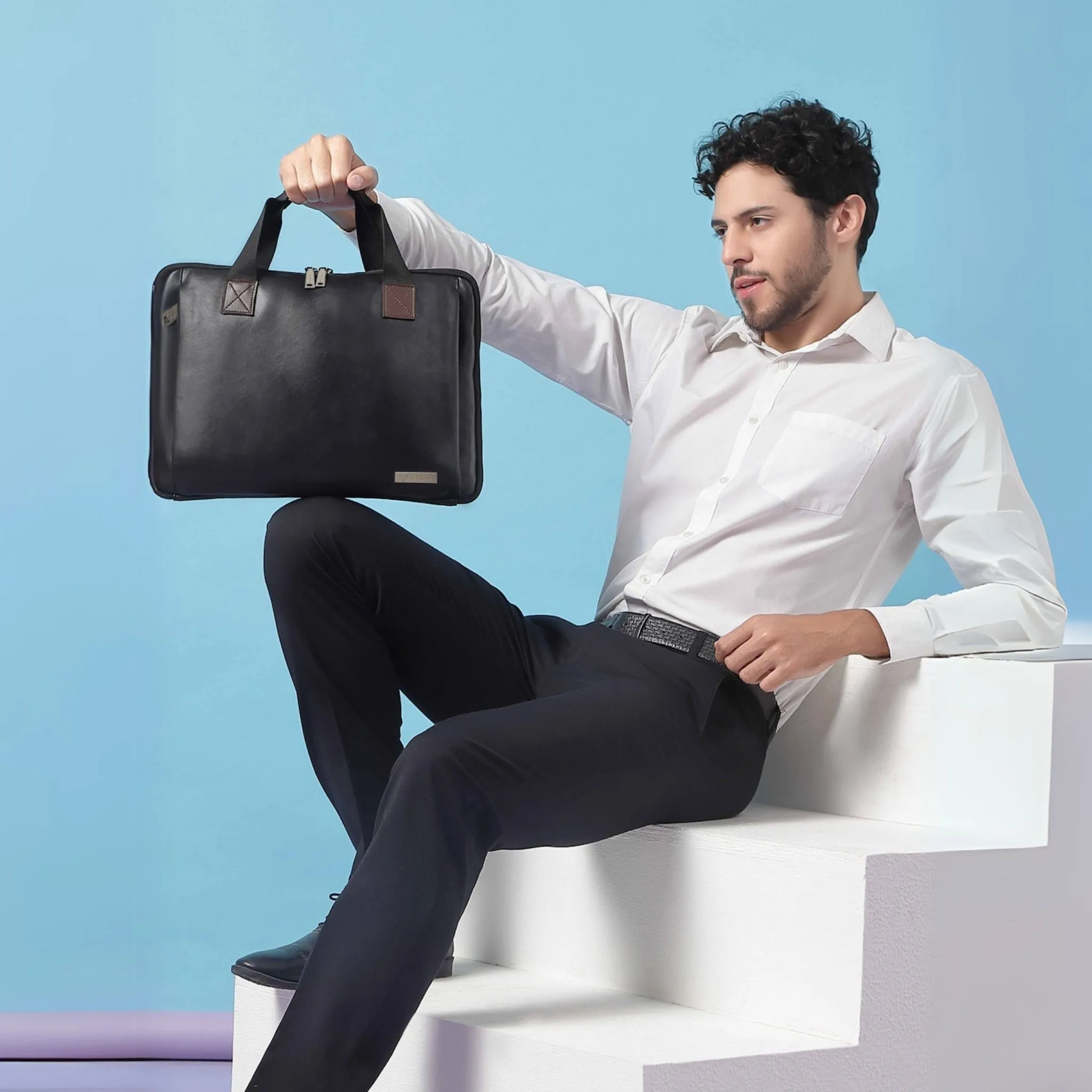 Timeless Unity Laptop Messenger Bag - Black