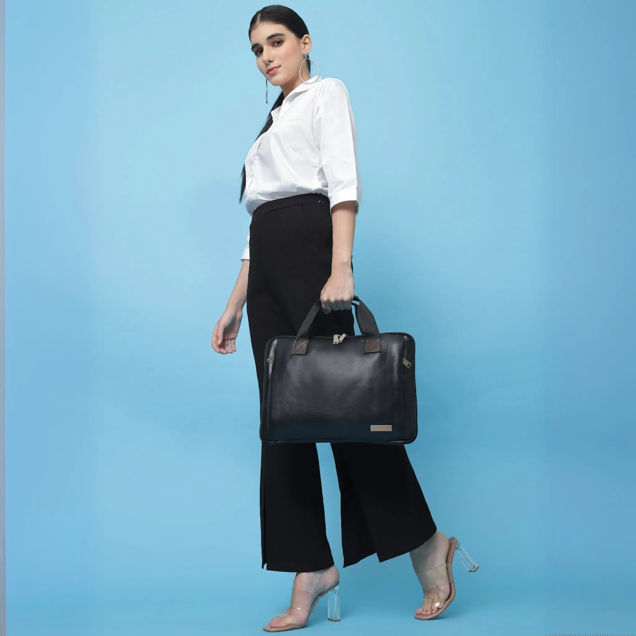 Timeless Unity Laptop Messenger Bag - Black