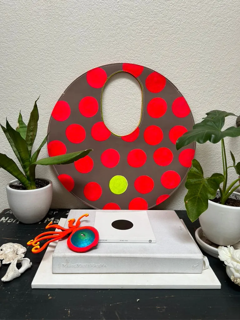 Yayoi Circle Neon